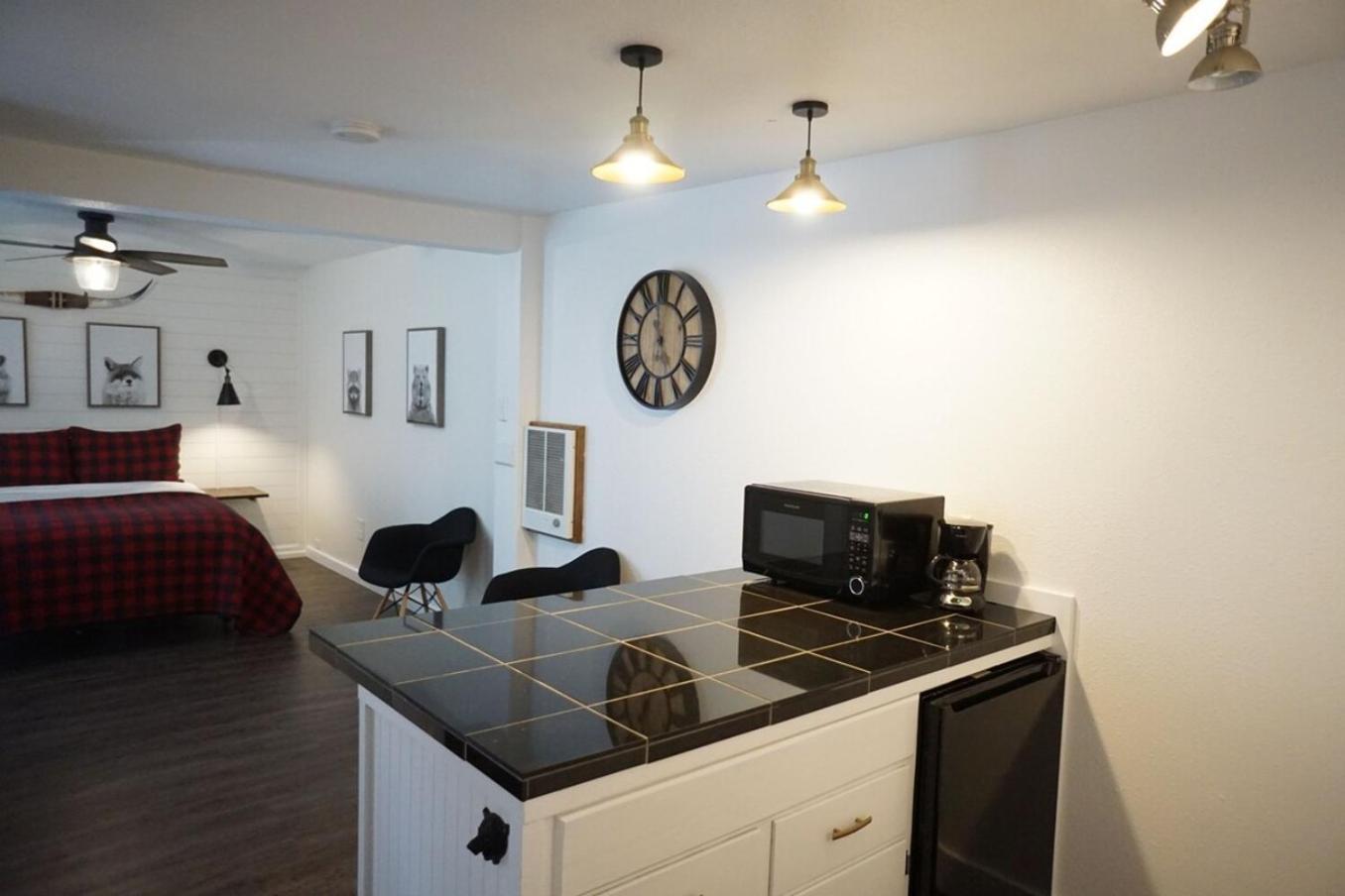 Bear Cave- Pet Friendly Suite In Shaver Lake Eksteriør bilde