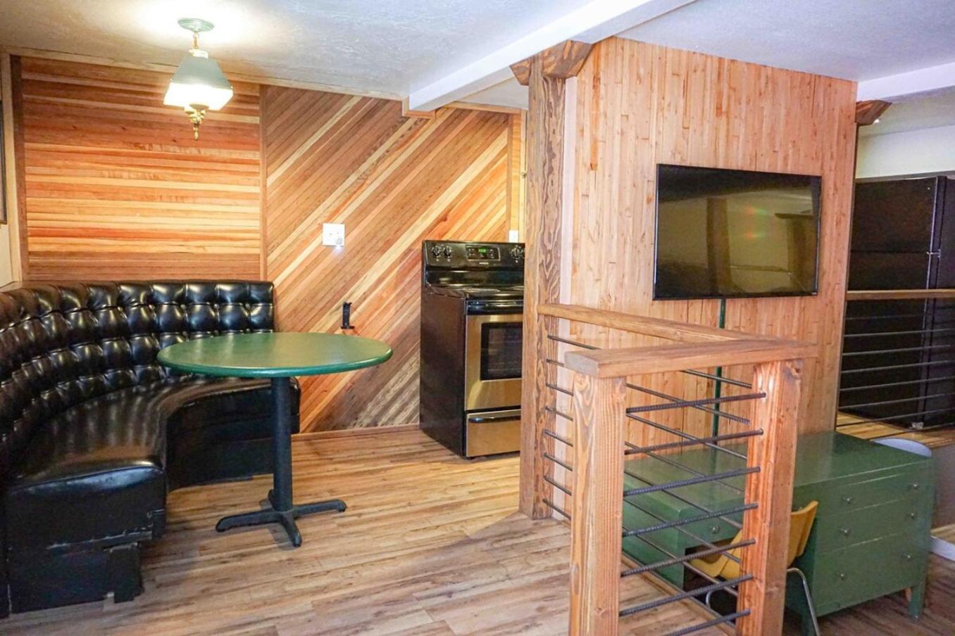 Bear Cave- Pet Friendly Suite In Shaver Lake Eksteriør bilde