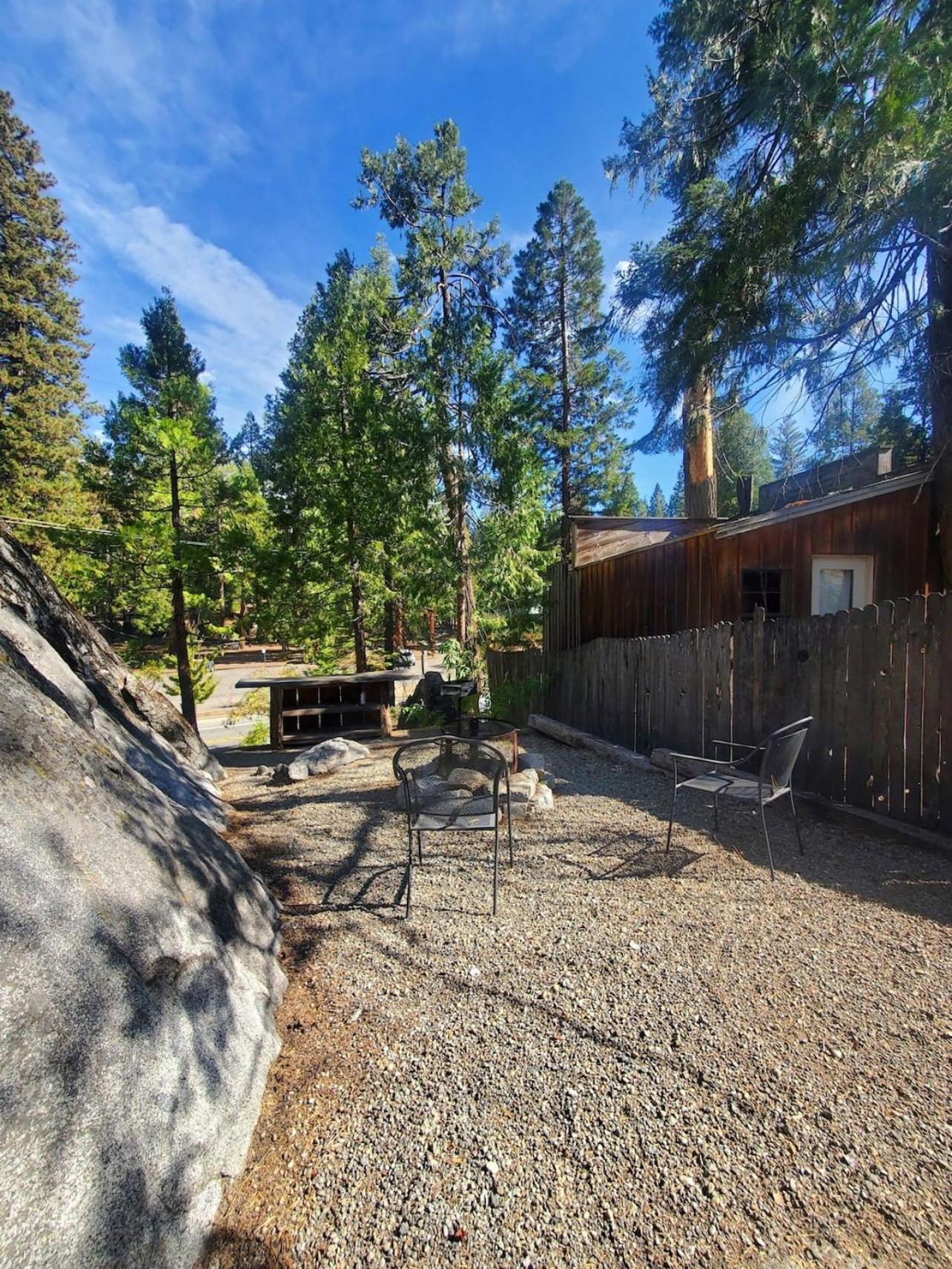 Bear Cave- Pet Friendly Suite In Shaver Lake Eksteriør bilde
