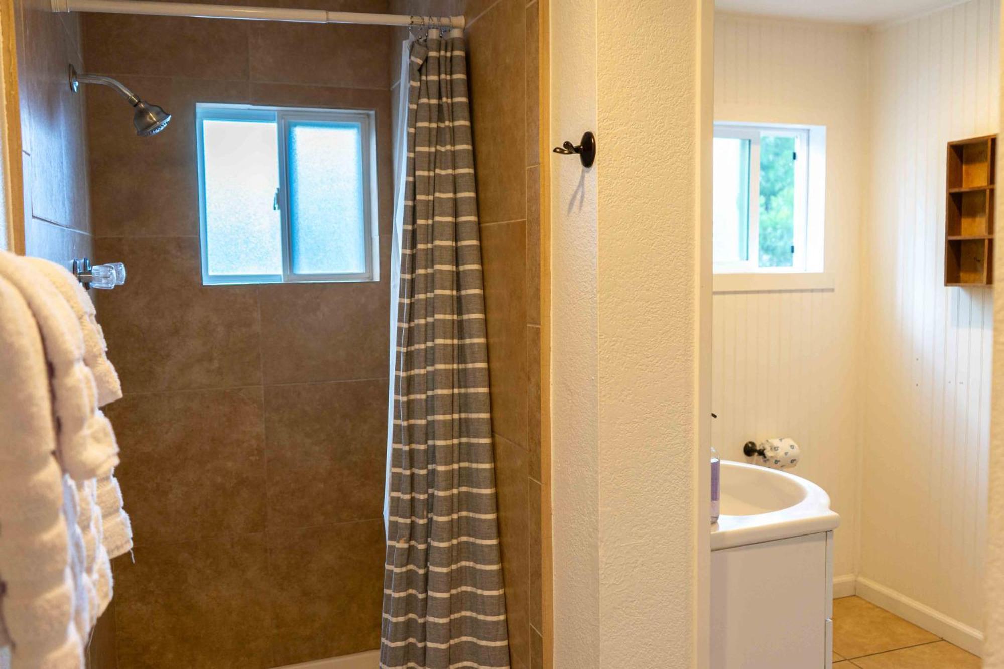 Bear Cave- Pet Friendly Suite In Shaver Lake Eksteriør bilde