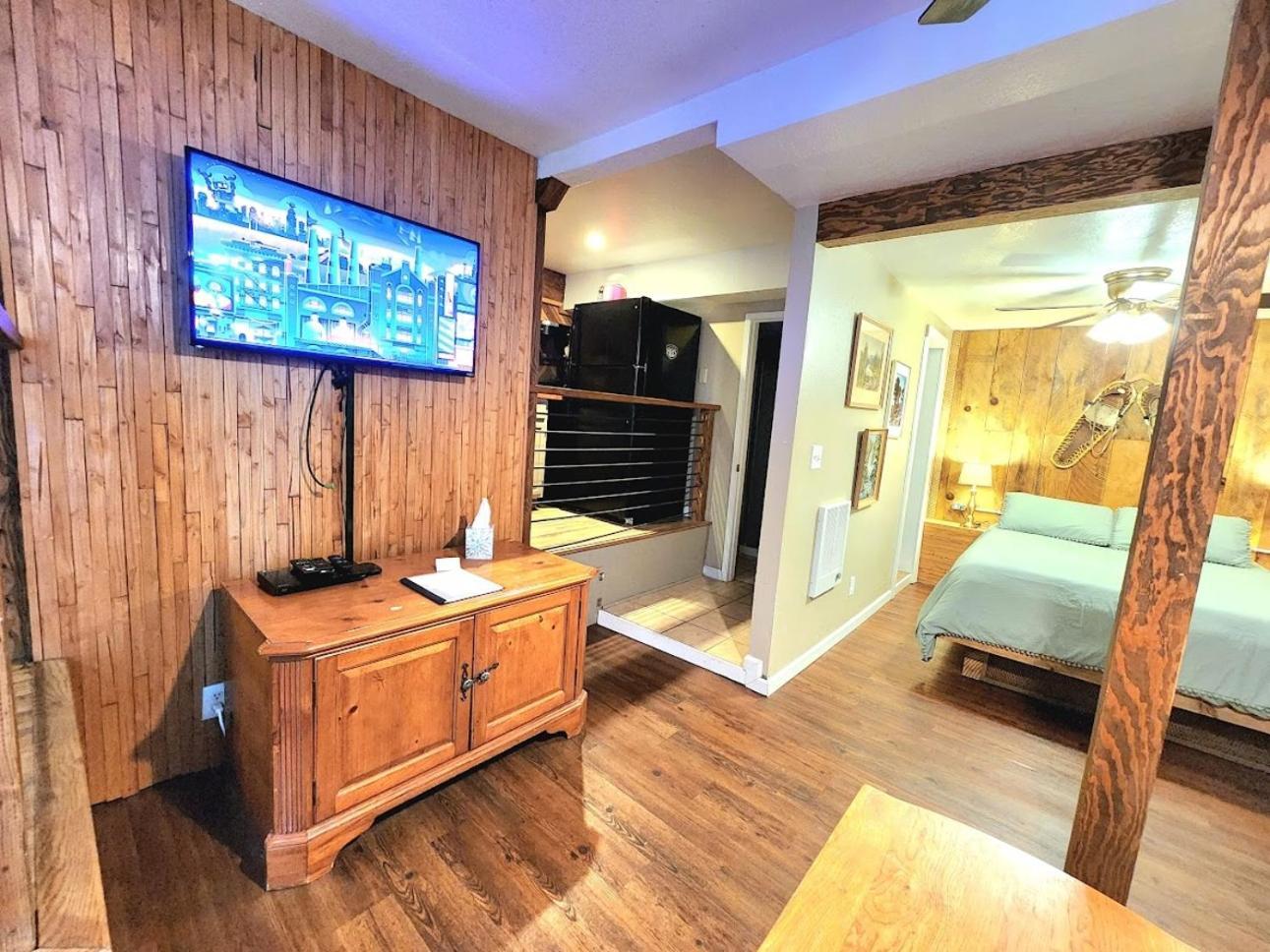 Bear Cave- Pet Friendly Suite In Shaver Lake Eksteriør bilde