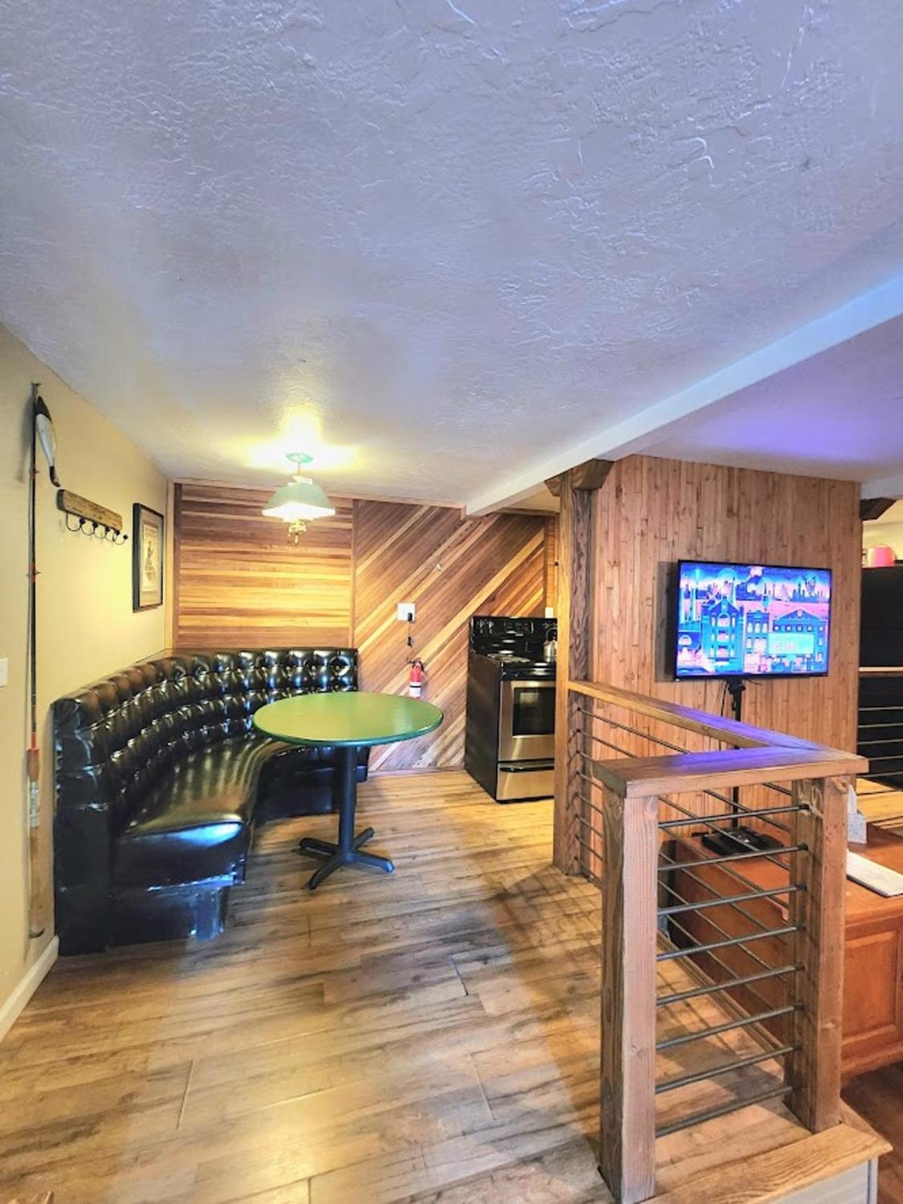 Bear Cave- Pet Friendly Suite In Shaver Lake Eksteriør bilde